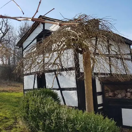 The Old Farm House * ستاومونت