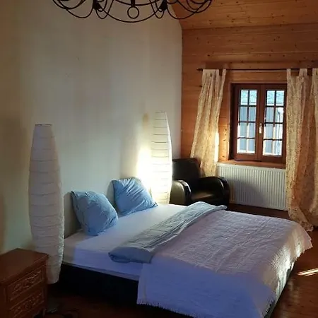 The Old Farm House * ستاومونت