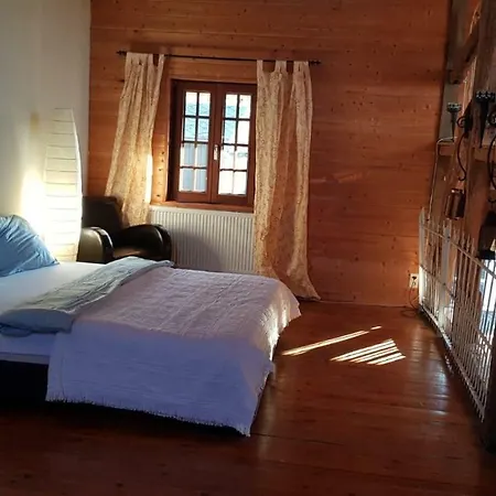 بيت للعطل The Old Farm House